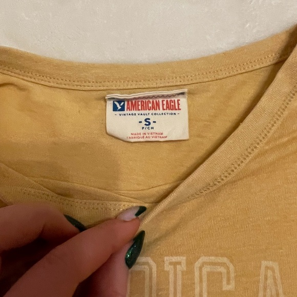 American Eagle Yellow Tee Shirt - Picture 2 of 3